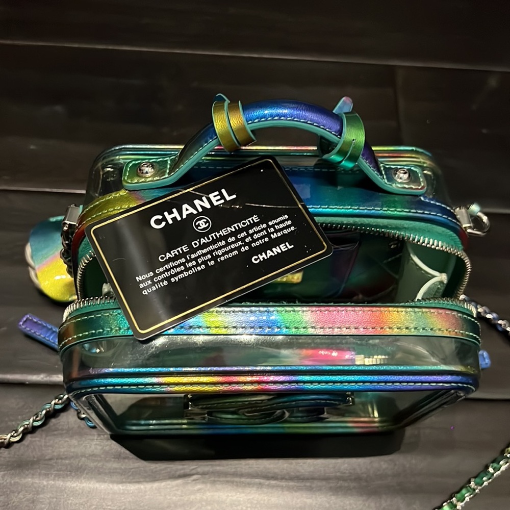 CHANEL Iridescent Rainbow Patent Leather Crossbody Bag - Picture 5 of 7